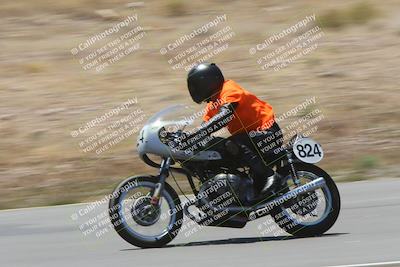 media/Apr-20-2025-AHRMA (Sun) [[393a79c373]]/Race/Group 5/Turn 4b/